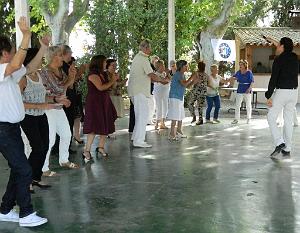 AOBR 2014 06 22 JUIN MARIGNANE REPAS PORCELET A LA BROCHE (219) par G Montaner